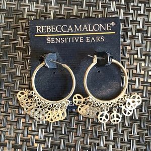 Little peace hoop earrings!